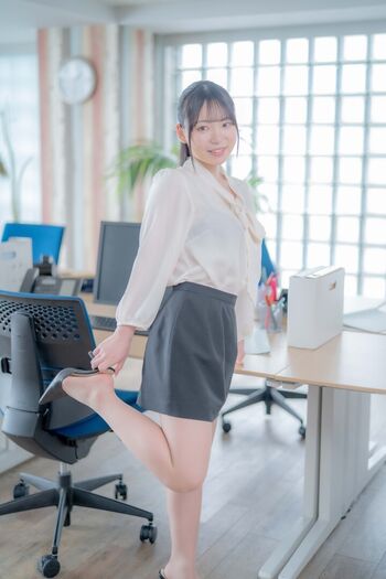 Yuna Shirahoshi 白星優菜