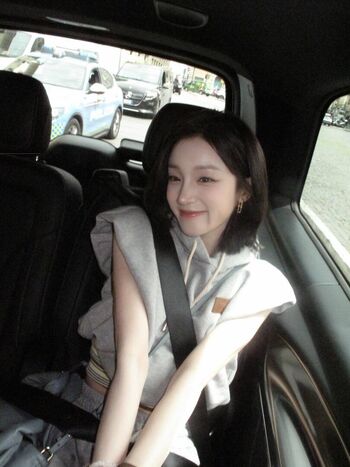 Full leaked Yuqi private onlyfans photo