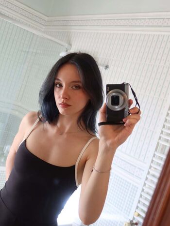 Full leaked Zeynep sude oktay private onlyfans photo